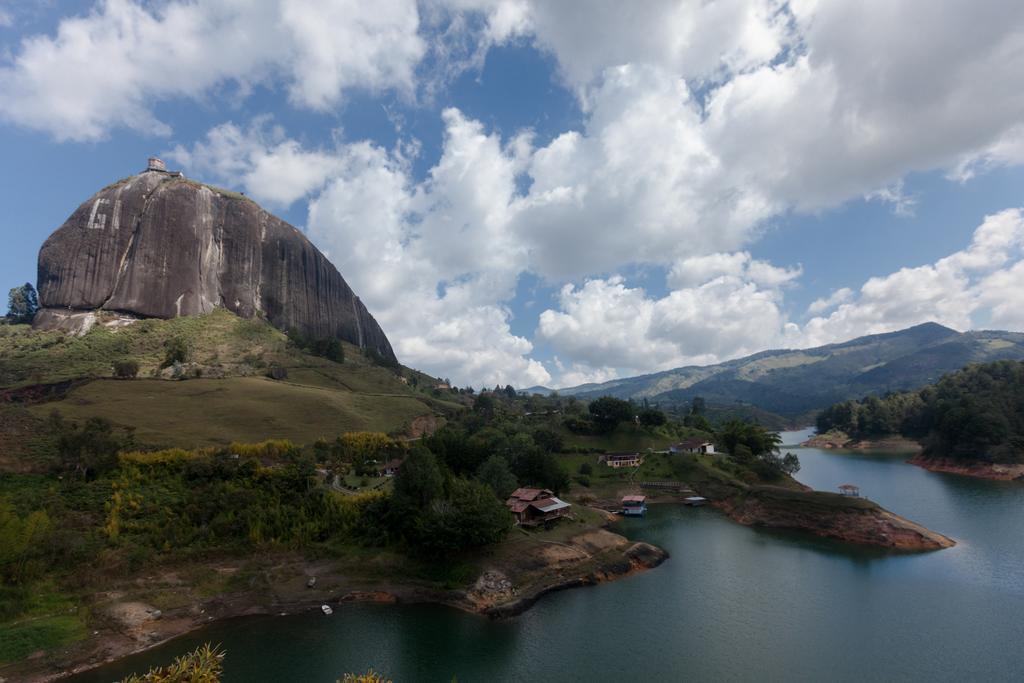 Casa Galeria Guatape Villa Eksteriør bilde